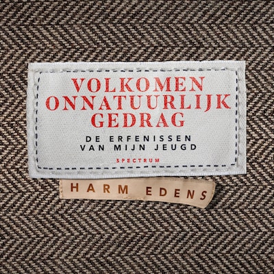Volkomen onnatuurlijk gedrag – omslag van het luisterboek van Harm Edens