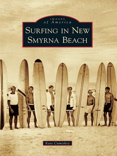 Surfing in New Smyrna Beach – omslag til lydbogen af Kate Cumiskey