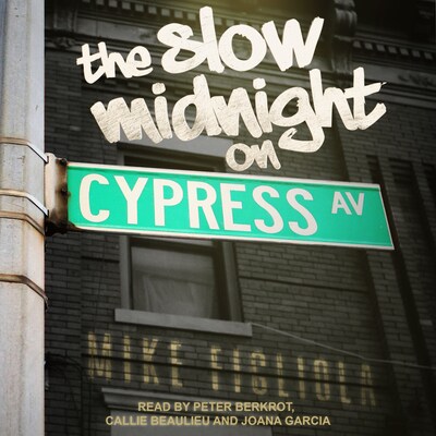 The Slow Midnight on Cypress Avenue – omslag til lydbogen af Mike Figliola