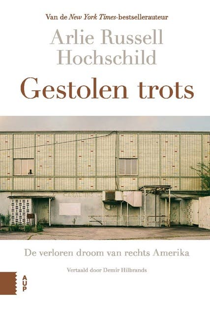 Gestolen trots: De verloren droom van rechts Amerika – omslag van het luisterboek van Arlie Russell Hochschild