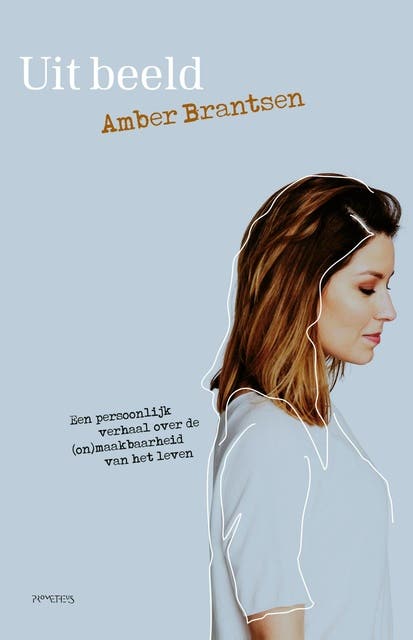 Uit beeld – omslag van het luisterboek van Amber Brantsen