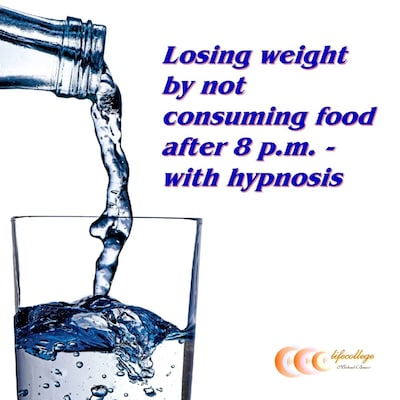 Losing weight by not consuming food after 8 p.m. - with hypnosis – omslag til lydbogen af Michael Bauer