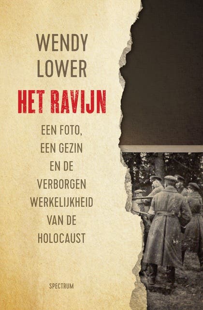 Het ravijn: Een foto, een gezin en de verborgen werkelijkheid van de Holocaust