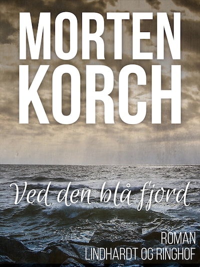 Ved den blå fjord – omslag til lydbogen af Morten Korch