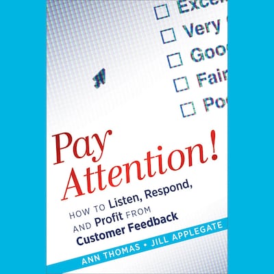 Pay Attention! – omslag til lydbogen af Jill Applegate, Ann Thomas