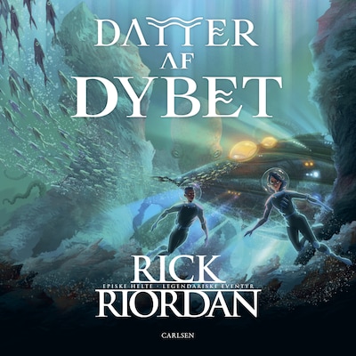 Datter af dybet – omslag til lydbogen af Rick Riordan