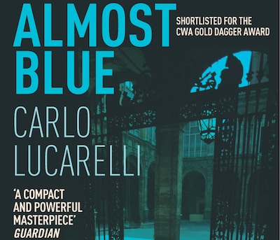 Almost Blue – omslag til lydbogen af Carlo Lucarelli