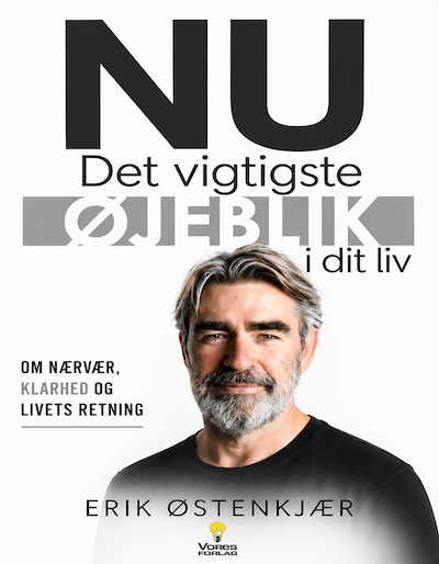NU – Det vigtigste øjeblik i dit liv – omslag til lydbogen af Erik Østenkjær