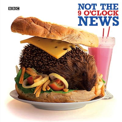 Not The Nine O'Clock News – omslag til lydbogen af Richard Curtis, Andy Hamilton, Guy Jenkin