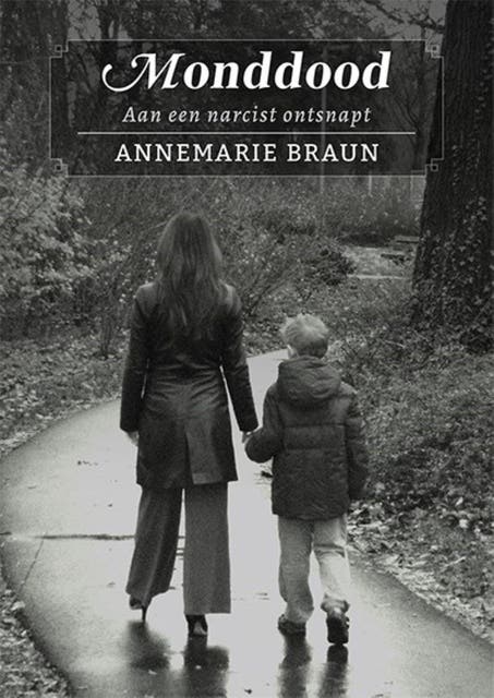 Monddood: Aan een narcist ontsnapt – omslag van het luisterboek van Annemarie Braun