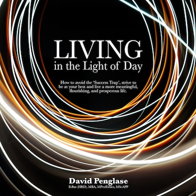 Living in the Light of Day – omslag van het luisterboek van David Penglase