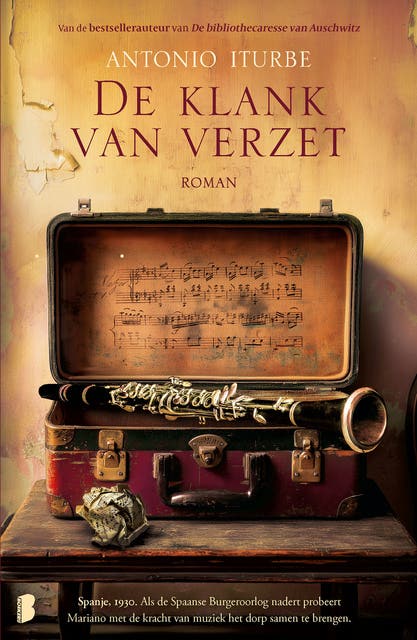 De klank van verzet: Spanje, 1930. Als de Spaanse Burgeroorlog nadert probeert Mariano met de kracht van muziek het dorp samen te brengen. – omslag van het luisterboek van Antonio Iturbe