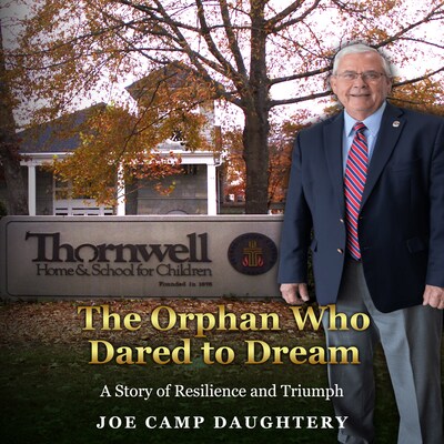 The Orphan Who Dared to Dream – omslag til lydbogen af Joe Camp Daughtery