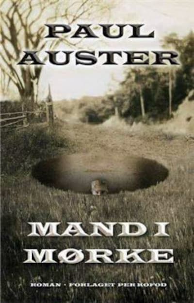 Mand i mørke – omslag til lydbogen af Paul Auster