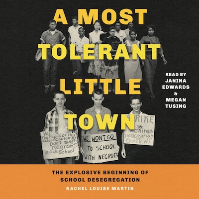 A Most Tolerant Little Town – omslag til lydbogen af Rachel Louise Martin