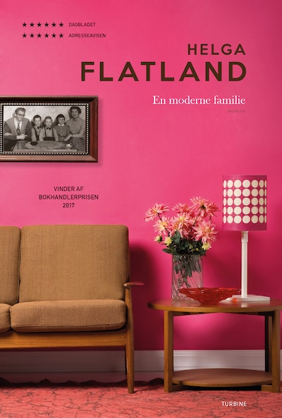 En moderne familie – omslag til lydbogen af Helga Flatland
