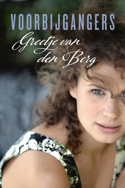 Voorbijgangers – omslag van het luisterboek van Greetje van den Berg