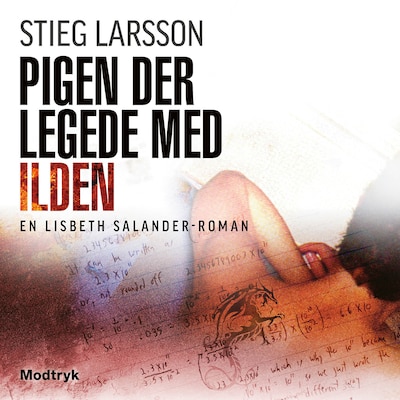 Pigen der legede med ilden – omslag til lydbogen af Stieg Larsson