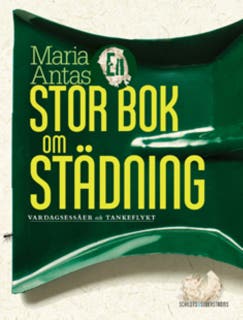 En stor bok om städning – omslag till ljudboken av Maria Antas