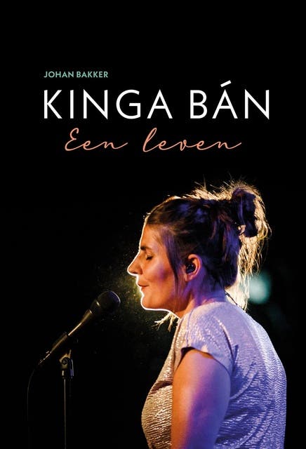 Kinga Bán: Een leven – omslag van het luisterboek van Johan Bakker