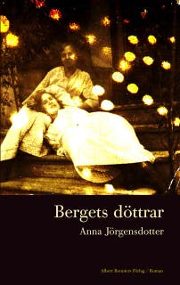 Bergets döttrar – omslag till ljudboken av Anna Jörgensdotter