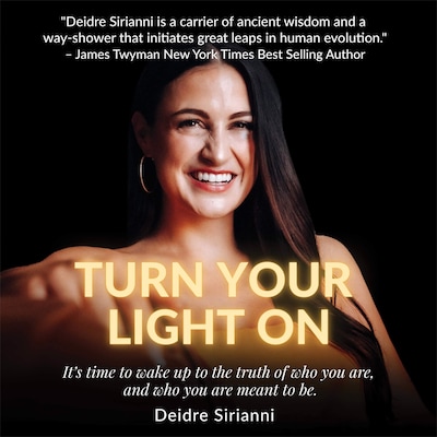 Turn your Light On – omslag van het luisterboek van Deidre Sirianni