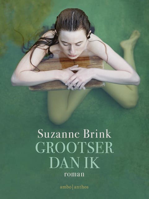 Grootser dan ik – omslag van het luisterboek van Suzanne Brink