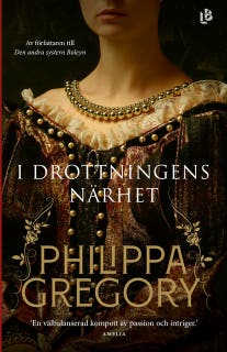 I drottningens närhet