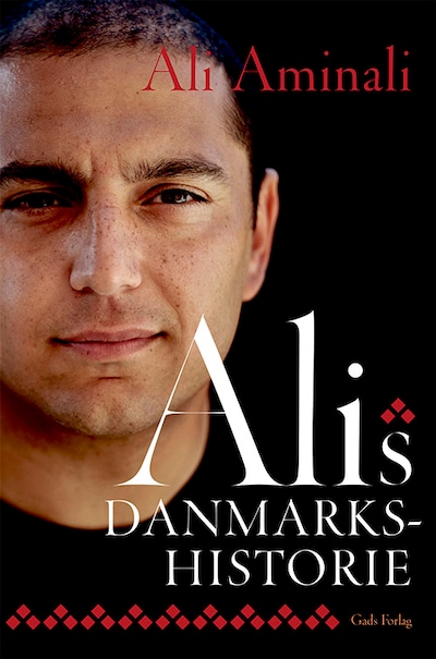 Alis danmarkshistorie – omslag til lydbogen af Kristoffer Flakstad, Ali Aminali