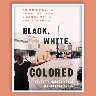 Black, White, Colored – omslag til lydbogen af Lauretta Malloy Noble, LeeAnet Noble