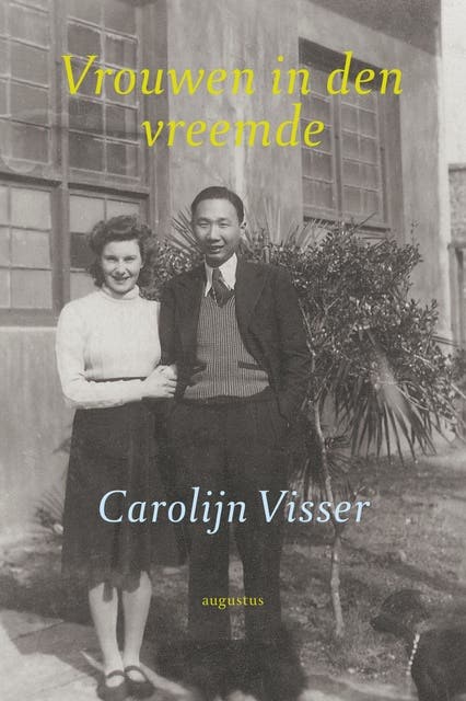 Vrouwen in den vreemde – omslag van het luisterboek van Carolijn Visser