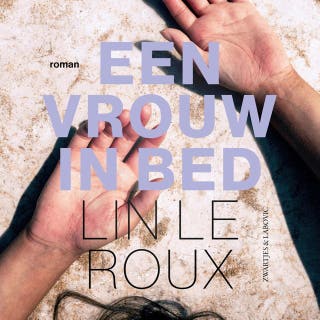Een vrouw in bed