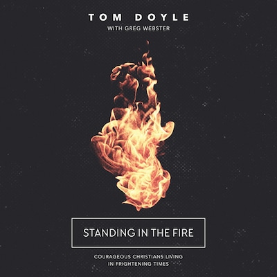 Standing in the Fire – omslag til lydbogen af Tom Doyle